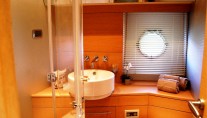 JR Twin Bathroom.